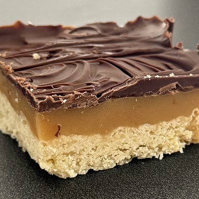 Granny’s Caramel Shortcake 