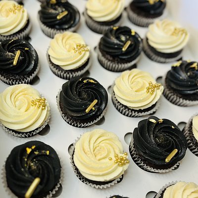 Basic Cupcakes 12x Cupcakes