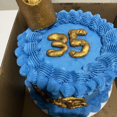Custom Cakes