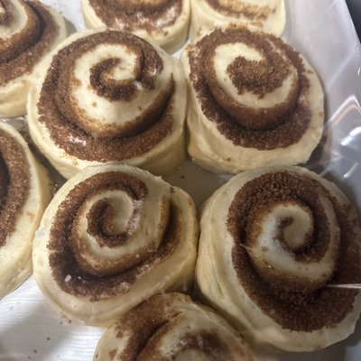 12 Pack Cinnamon Rolls