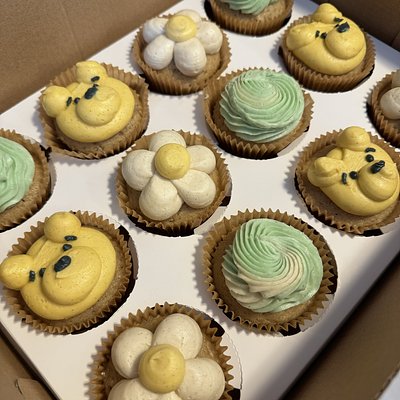 Custom Cupcakes (1 Doz minimum)