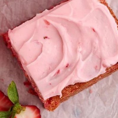 Strawberry Buttercream 