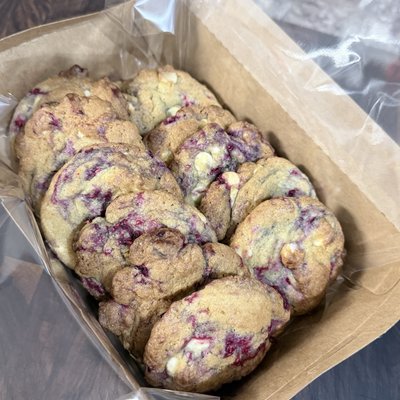 Raspberry Cheesecake Cookies