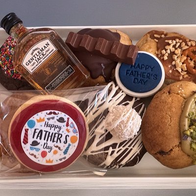 FATHER’S DAY GIFT BOX