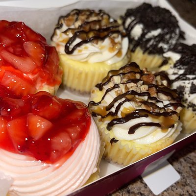 Variety Cheesecake Minis (6ct)