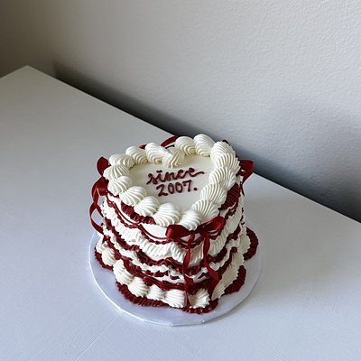 6inch Cake (circle or heart shape) 