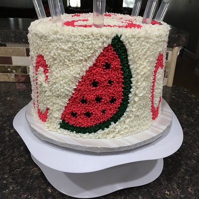 Watermelon Ciroc Cake (L.I.Q Infused ) 8’’ feeds 15-24 ppl vanilla & buttercream frosting 