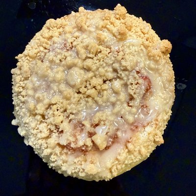 Crumble Puff Buns 