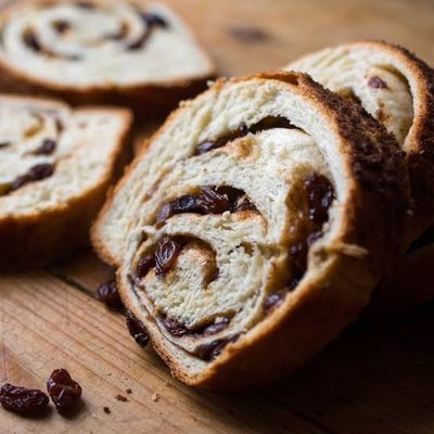 Cinnamon Raisin Bread 