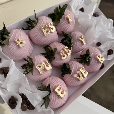 9ct Chocolate Covered Strawberries 
