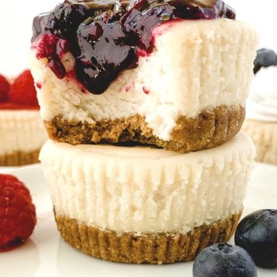 Mini Vegan Cheesecakes 12 Pack 