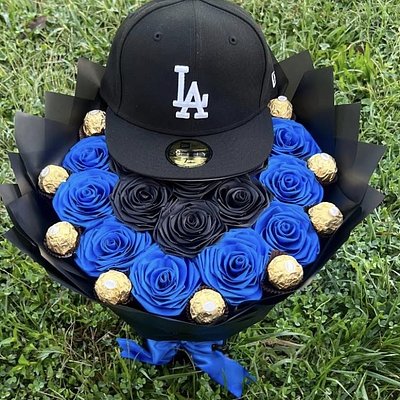 Luxury Cap And Forever Roses Bouquet 