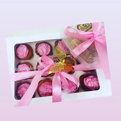 Cupcakes Gif Box
