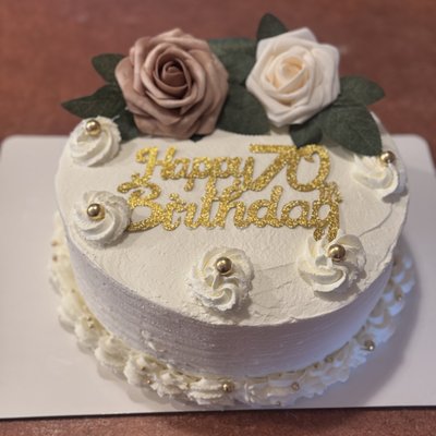 8 Inch Round Cake- 2 layers