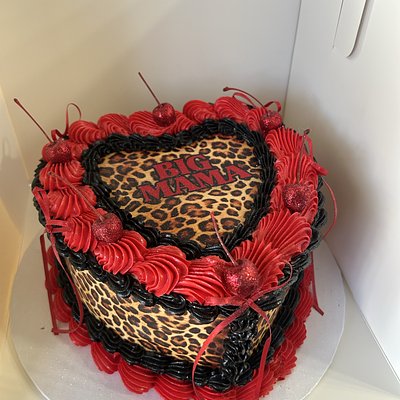 8” Heart Cake 