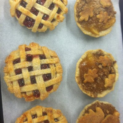 Individual Mini Pies (5”) 