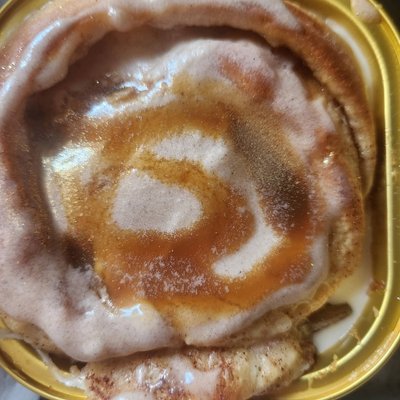 Caramel Apple Cinnamon Roll Single 