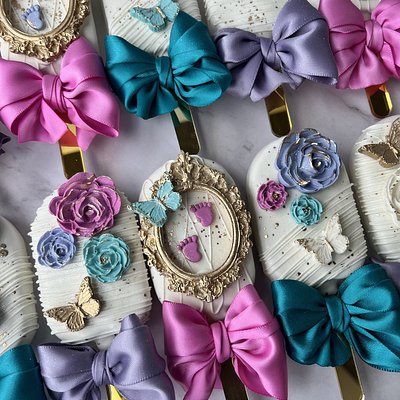  Luxury Cakesicles -Large