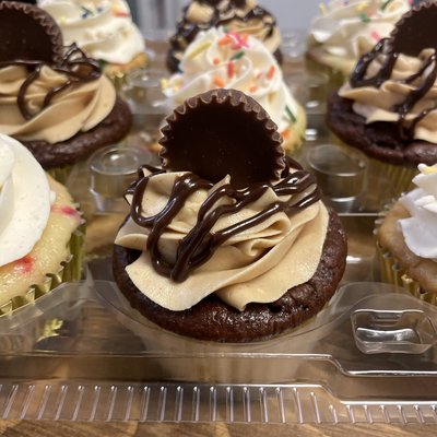 Chocolate Peanut Butter Cupcakes