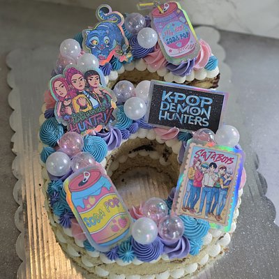 Letter / Number Cakes