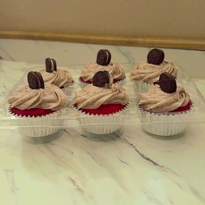 Red Velvet Oreo Cupcake 