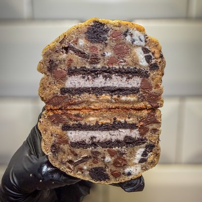 PAST FLAVOR - View Only🥲: Peanut Butter Cookies & Cream 🥜🥛