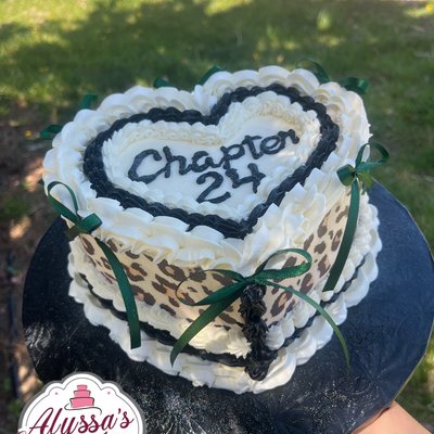 8 Inch Heart Cake 