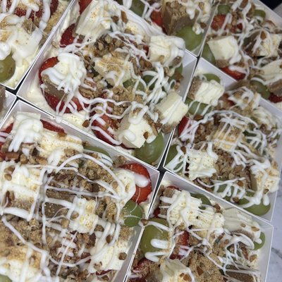 Strawberry Cheesecake Fruit Salad 