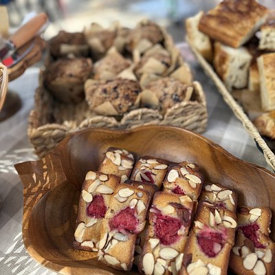 Almond Raspberry Financiers 