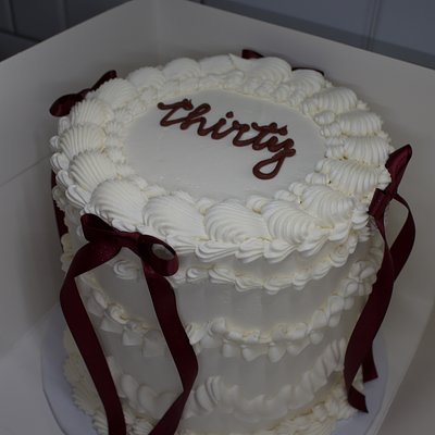 7 Inch Round Cake