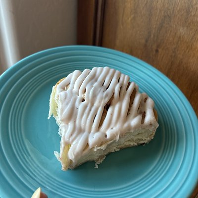 Large Sourdough Cinnamon Roll