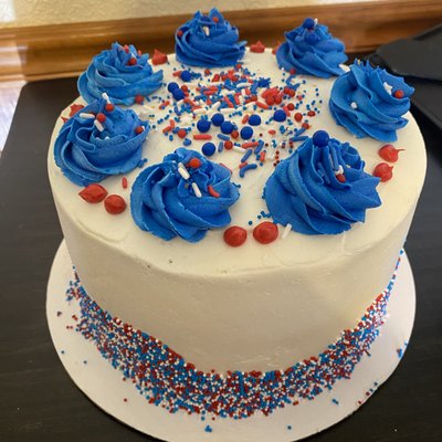 8 Inch Cakes 