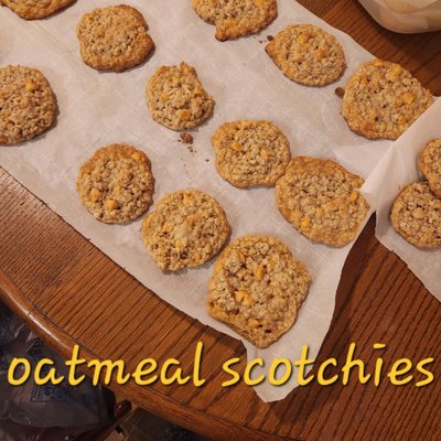 Standard cookies (dozen)