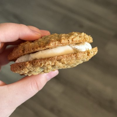 Oatmeal Cream Pies