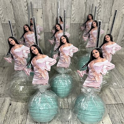 Custom Apples (12 ct)