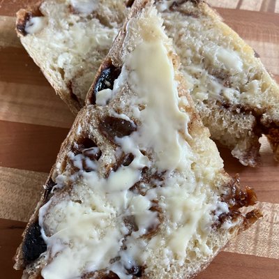 Cinnamon Raisin loaf