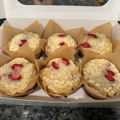 Strawberry Muffins 
