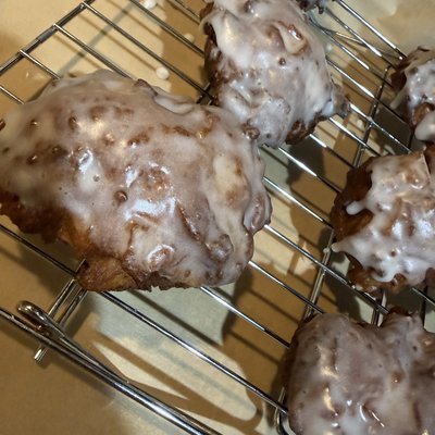Apple Fritters 4 Count