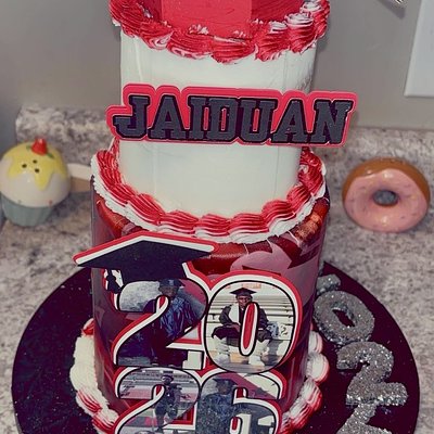 Mini Two Tier Cake (4inch Top 6 Inch Bottom)