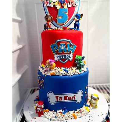 Two Tier Character Cake (Fondant)