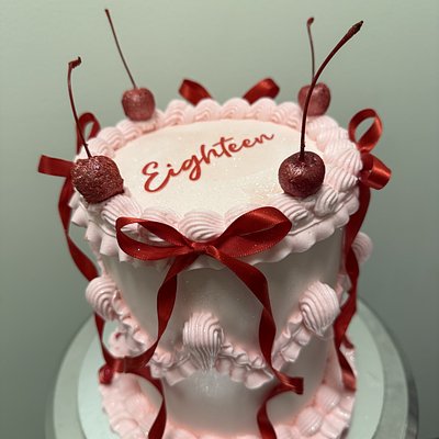 6” 3 Layer (15-18 Servings) 