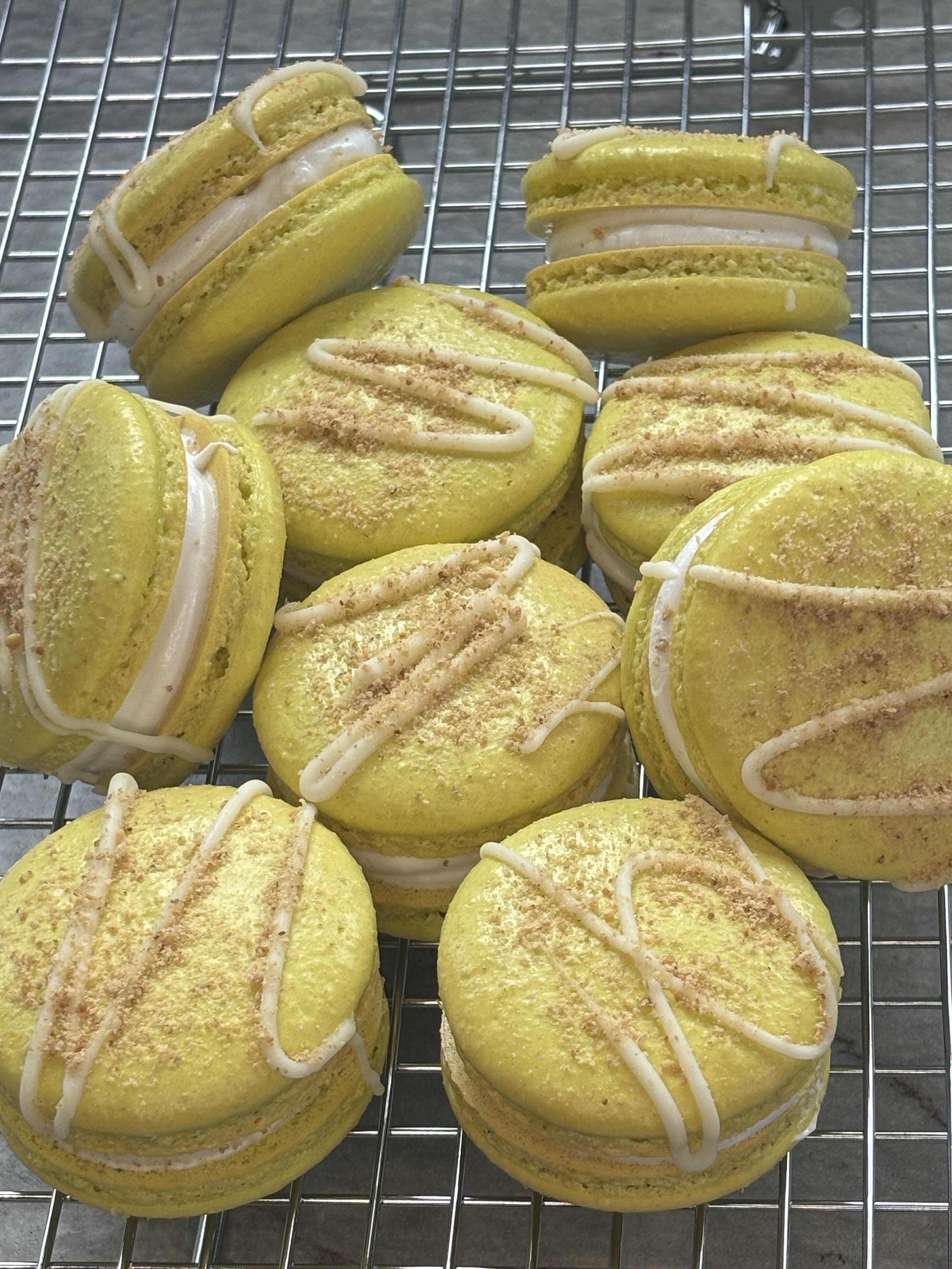 Key Lime Pie Macarons