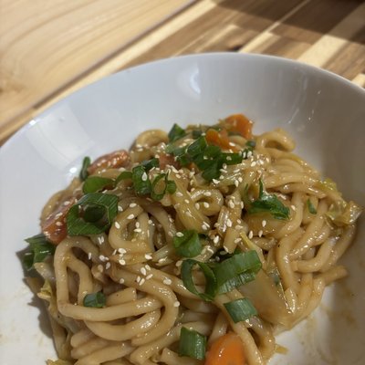 Veggie Lo Mein Platter