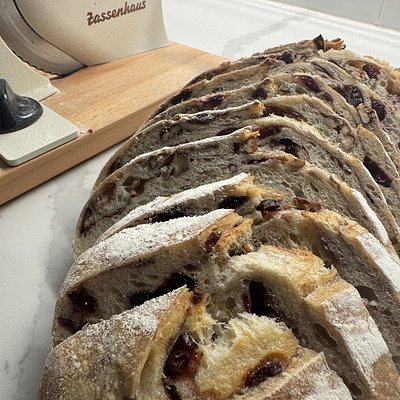 Cranberry Cinnamon Pecan Sourdough 