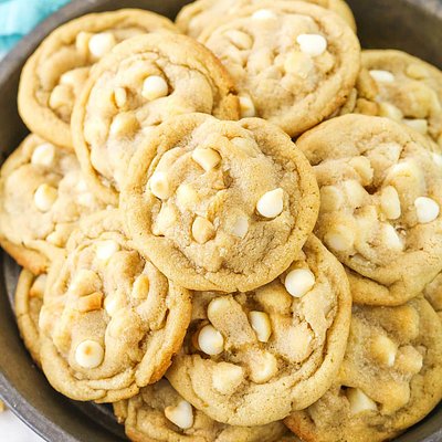 White Chocolate Macadamia Nut