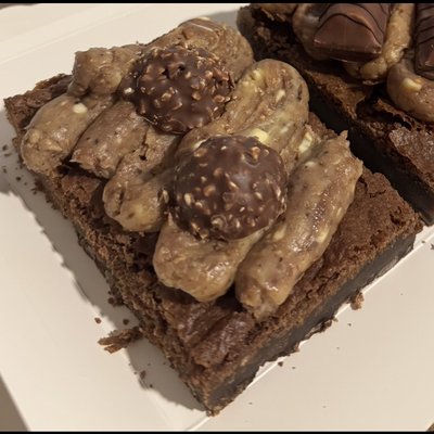 Small Ferrero Rocher Brownie 
