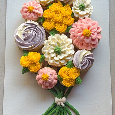 Cookie Cake Bouquet 