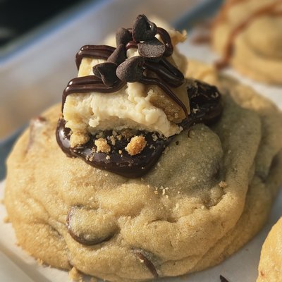 Chocolate Chip Cheesecake Cookies (6)