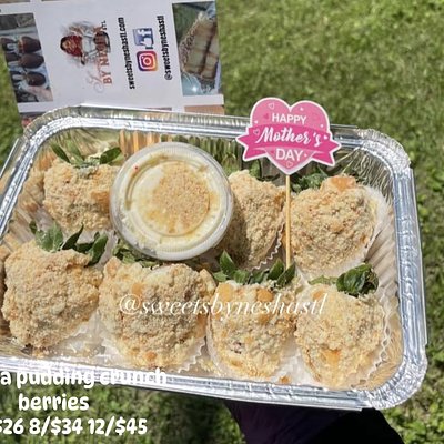 Mother’s Day : Banana Pudding Berries 6/$26 8/$34 12/$45