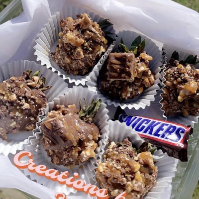 Snickers Berries Half Dozen